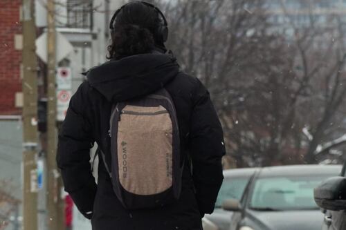 Jeunes en détresse: des pilules pour compenser le manque de services?