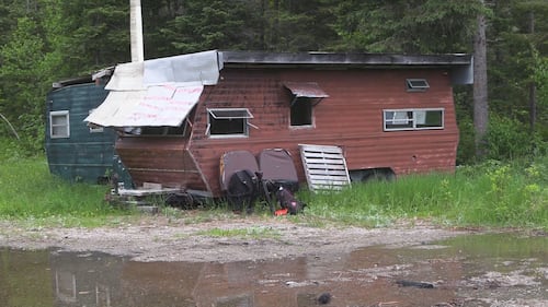Terres publiques: un camp clandestin bientôt démantelé à Saint-David-de-Falardeau