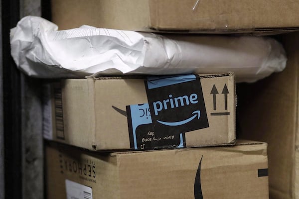 Action collective contre Amazon: un colis en retard en 2025? On pourrait vous dédommager