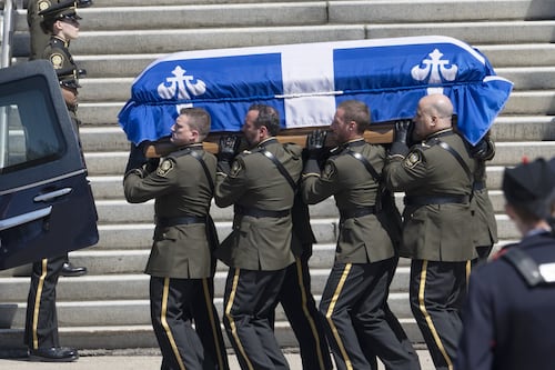 Québec veut rendre hommage aux policiers morts en service