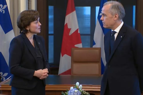 Utilisation de la clause dérogatoire: Christine Fréchette rassurée par Mark Carney