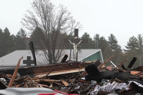 «Le cœur du village»: une église réduite en cendres à Saint-Romain