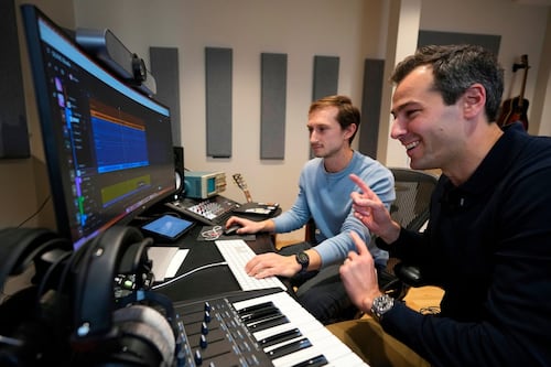 Musique générée par IA: la SOCAN dépose un recours judiciaire majeur contre la plateforme Suno