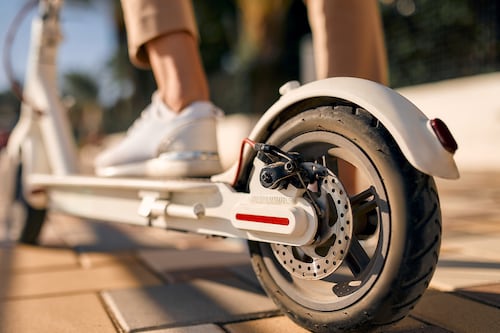 Trottinettes électriques: «l’éducation d’abord et avant tout»