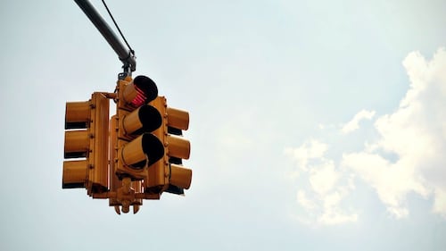 Une contravention datant de 18 ans annulée après des remarques «sarcastiques» d’un juge