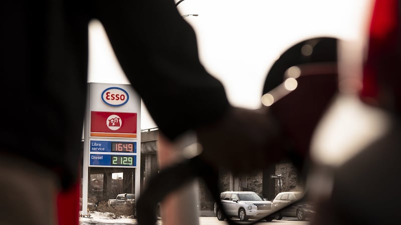 Prix à la hausse: des rabais sur l’essence à ces stations Couche-Tard