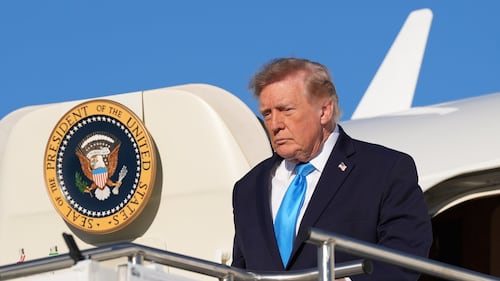 Trump approuve l'exécution par peloton d'un homme ayant tué 13 soldats au Texas