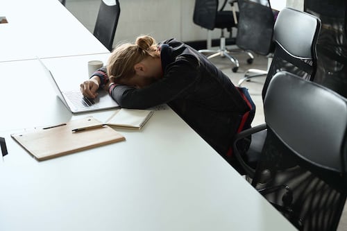 L’épuisement professionnel coûterait 46 jours de productivité par employé chaque année au Canada, selon Manuvie