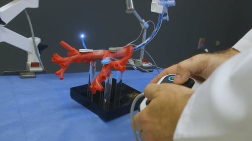 Cancer du poumon: un nouveau robot pourra changer la vie de nombreux patients