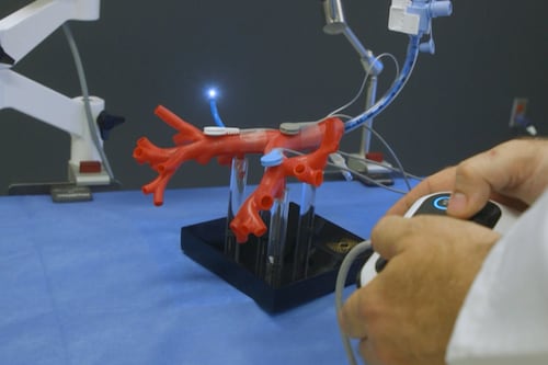 Cancer du poumon: un nouveau robot pourra changer la vie de nombreux patients