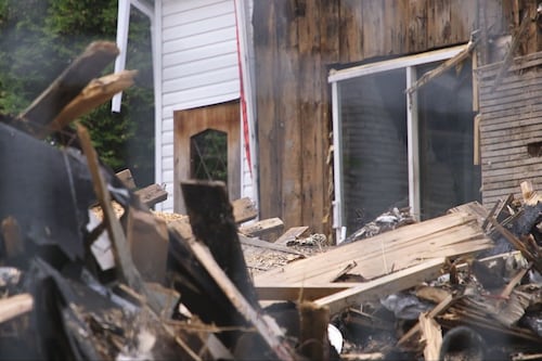 Un incendie fait un mort et laisse deux frères sans abri à Daveluyville