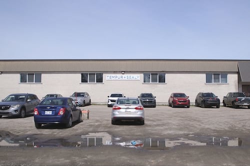 Après 35 ans d’activités, Sealy Canada quitte Saint-Narcisse pour Toronto