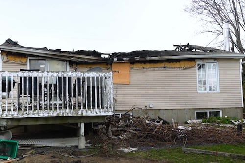 «Rien de récupérable»: une famille de 2 enfants perd sa maison et ses animaux dans un incendie en 1h30