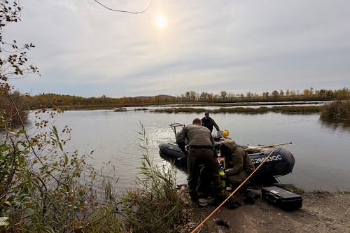 Un homme meurt après le chavirement d’une embarcation sur le lac Boivin
