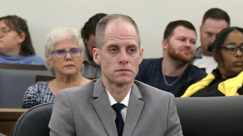 L’ancien candidat d’American Idol Caleb Flynn est condamné à la prison à vie pour le meurtre de sa femme