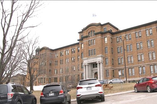 Faudrait-t-il recruter plus de professeurs dans les cégeps au Saguenay?