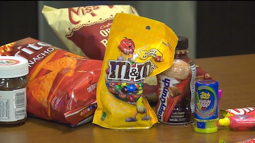 Obésité infantile: faut-il interdire les publicités de malbouffe pour protéger les enfants?