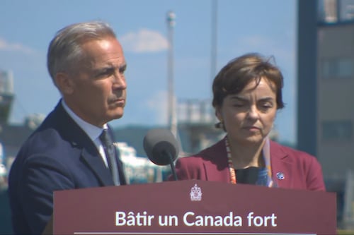Élections au Québec: Carney se garde d’exprimer son soutien envers Fréchette