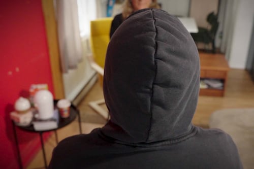 S’auto-signaler à la DPJ à 13 ans pour quitter la Mission de l’Esprit-Saint: le témoignage d’une ex-membre qui a fait l’école «dans des sous-sols»