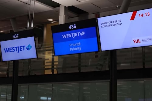 «Très anxiogène»: des passagers dénoncent le manque de communication de WestJet