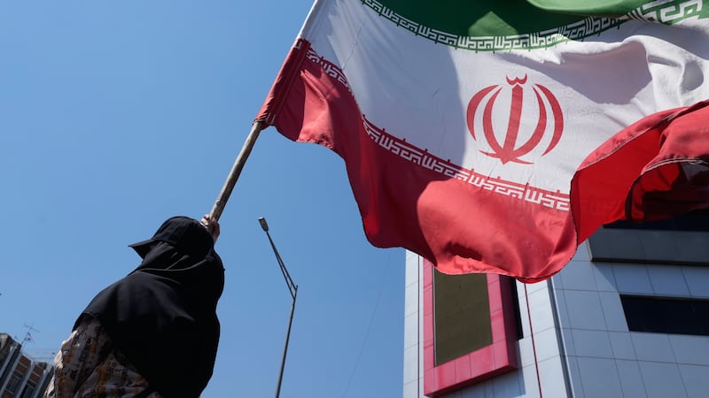 Trump prévient que les États-Unis vont «attaquer très durement» l’Iran