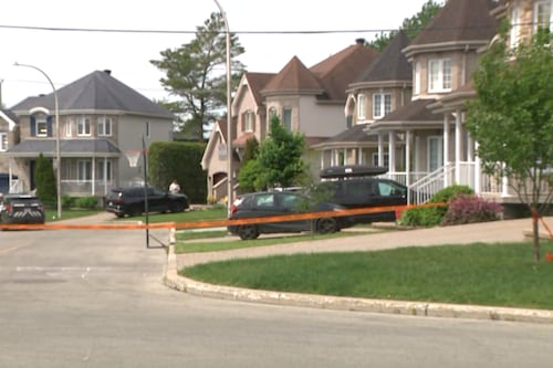 Coups de feu à Laval: un homme de 33 ans tué dans son véhicule