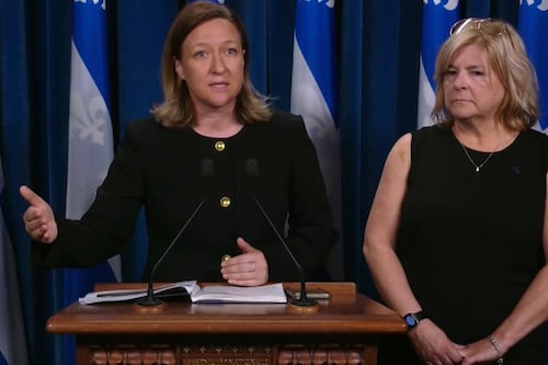 «Va-t-on interdire les pamplemousses?»: le PCQ dénonce le projet de loi sur les boissons énergisantes