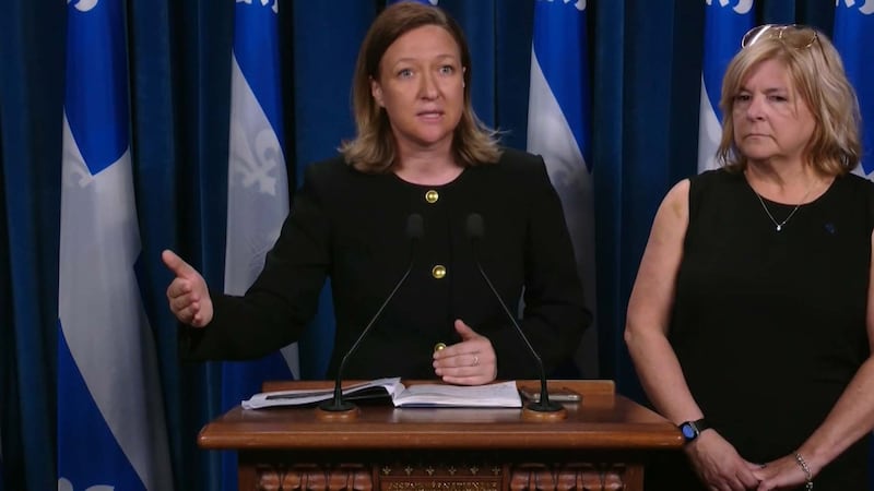 «Va-t-on interdire les pamplemousses?»: le PCQ dénonce le projet de loi sur les boissons énergisantes