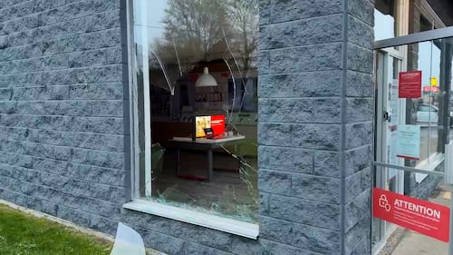 Vitre brisée et tentative de vol dans une boutique Rogers de Trois-Rivières