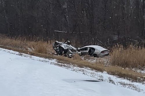 Accident sur l'autoroute 416: une dame dans un état critique