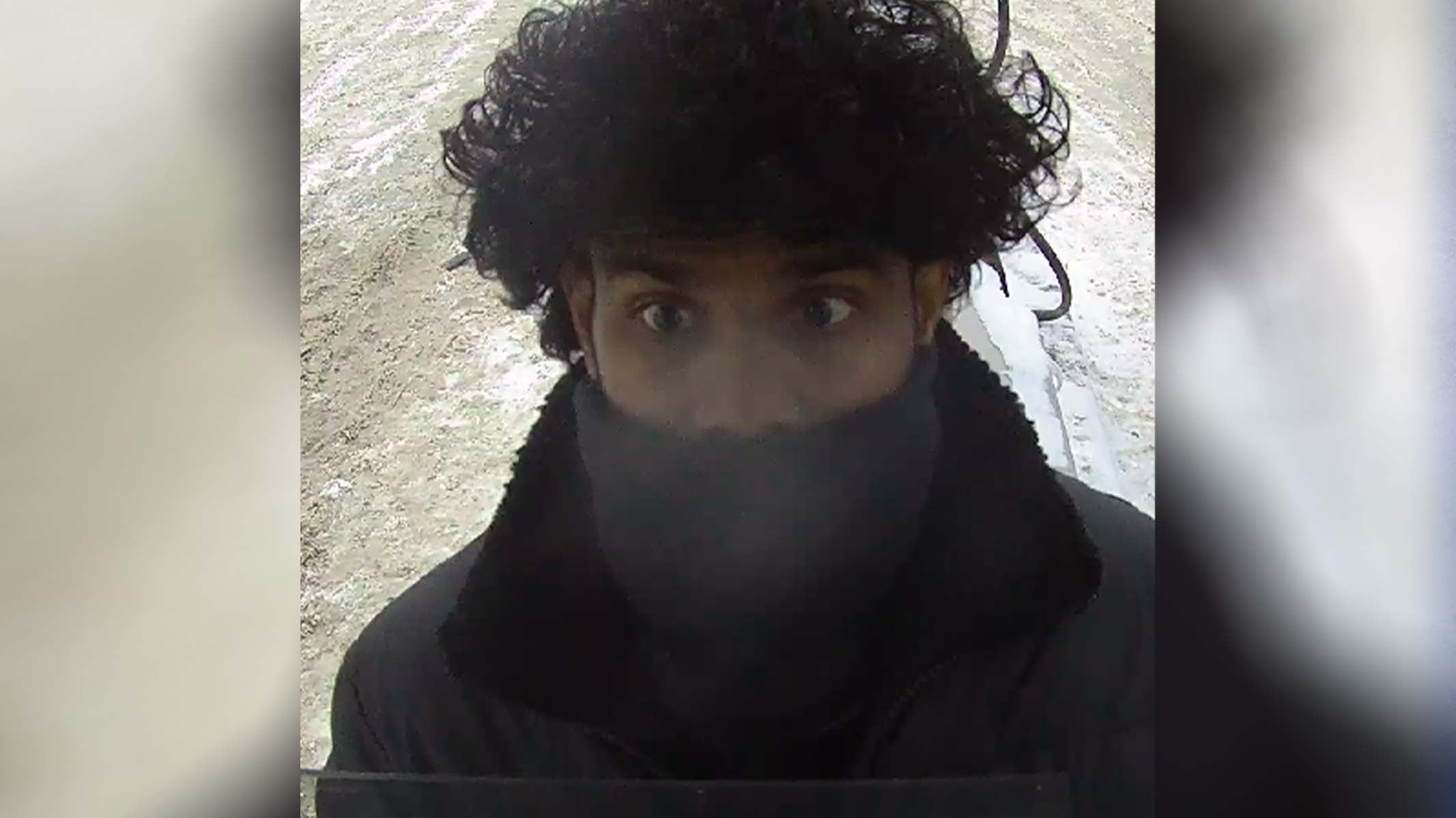 Le SPS recherche cet homme qui est soupçonné d'être impliqué dans un dossier de fraude par clonage à Sherbrooke.