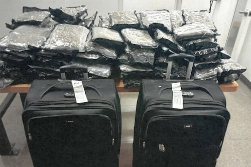 Trafic de stupéfiants à l’aéroport de Montréal: deux employés d’Air Canada arrêtés