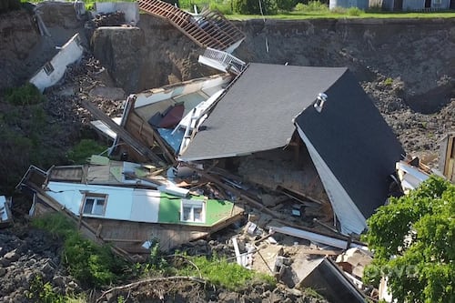 Maison détruite à Saint-Thuribe: le propriétaire devait la céder à son fils quelques jours avant le glissement de terrain