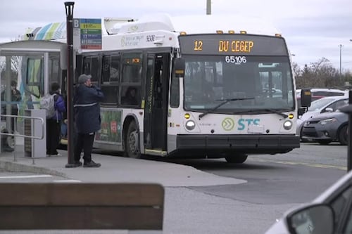 Une nouvelle taxe sur l’immatriculation de 34$ à Sherbrooke pour 2025