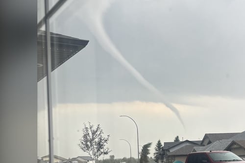 Météo: comment une tornade se forme-t-elle?