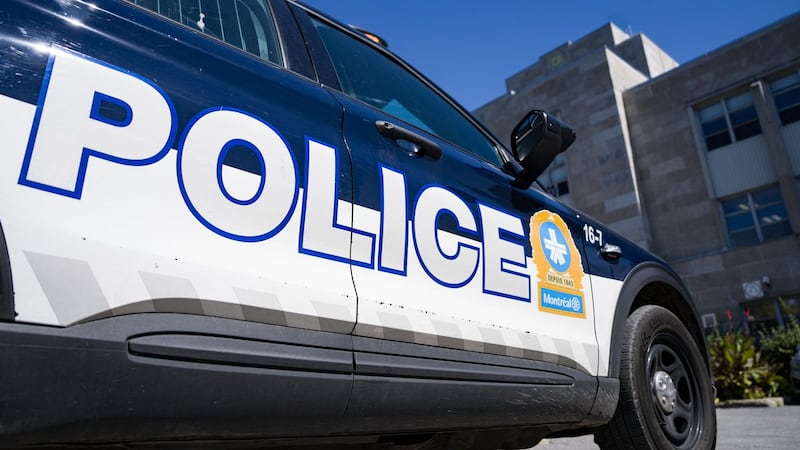 Un conducteur percute un arbre dans l’Ouest-de-l’Île de Montréal; il est dans un état critique