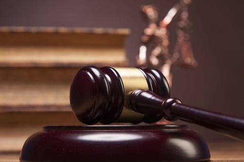 Analyse | Un juge québécois a-t-il utilisé l’IA et rédigé une information erronée pour rendre sa décision?