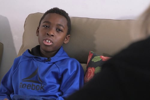 Un garçon de 11 ans victime de racisme écrit son premier livre pour sensibiliser la population