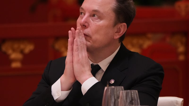 Elon Musk devient le premier billionnaire au monde
