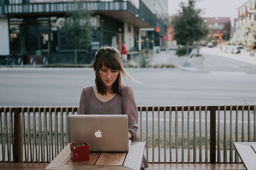 Comment investir régulièrement quand vos revenus sont irréguliers