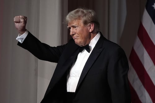 Trump et ses nominations: un avant-goût d’une présidence turbulente