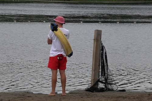 Qualité de l’eau: beaucoup moins de plages fermées cet été au Québec