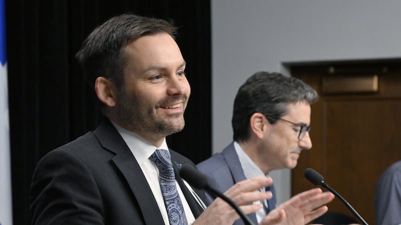«Aplaventrisme» du milieu culturel face à Ottawa: PSPP se rétracte à TMEP