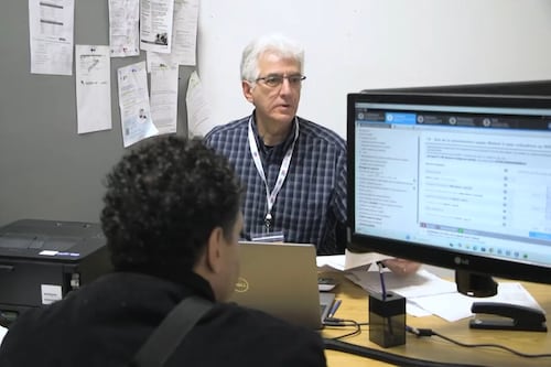 Rapport d'impôts: un organisme de Sherbrooke maintient de son service pendant la grève