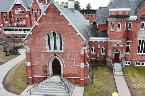 Loi 9: la chapelle St-Mark de l’Université Bishop’s demeure ouverte aux fidèles