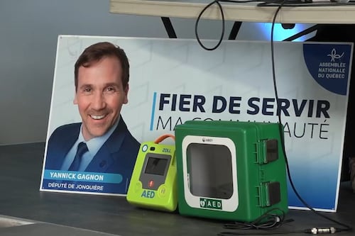 Des nouveaux défibrillateurs à Jonquière