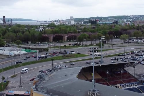 Accès au Stade Canac: une citoyenne propose des alternatives