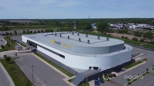 Infiltration d'eau: le Colisée Vidéotron doit déjà subir des réparations