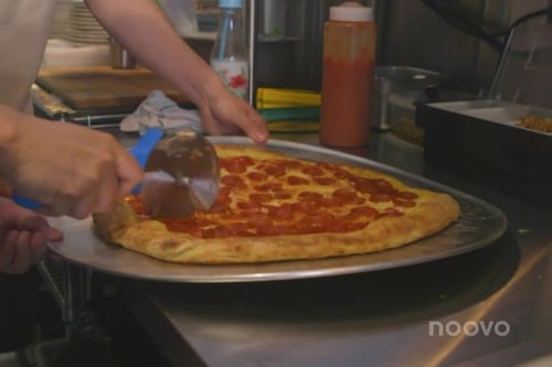 On cuisine une pizza avec un champion du monde