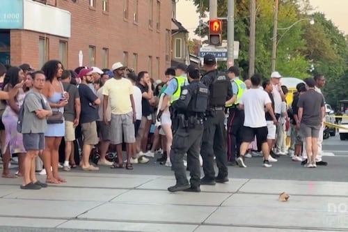 Deux morts et quatre blessés dans une fusillade à Toronto survenue lors d’un festival